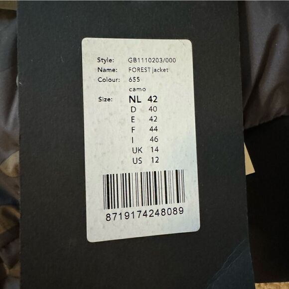 Goldbergh Forest Camouflage Ski Jacket Camo NWT US 12 Waterproof - Picture 3 of 7